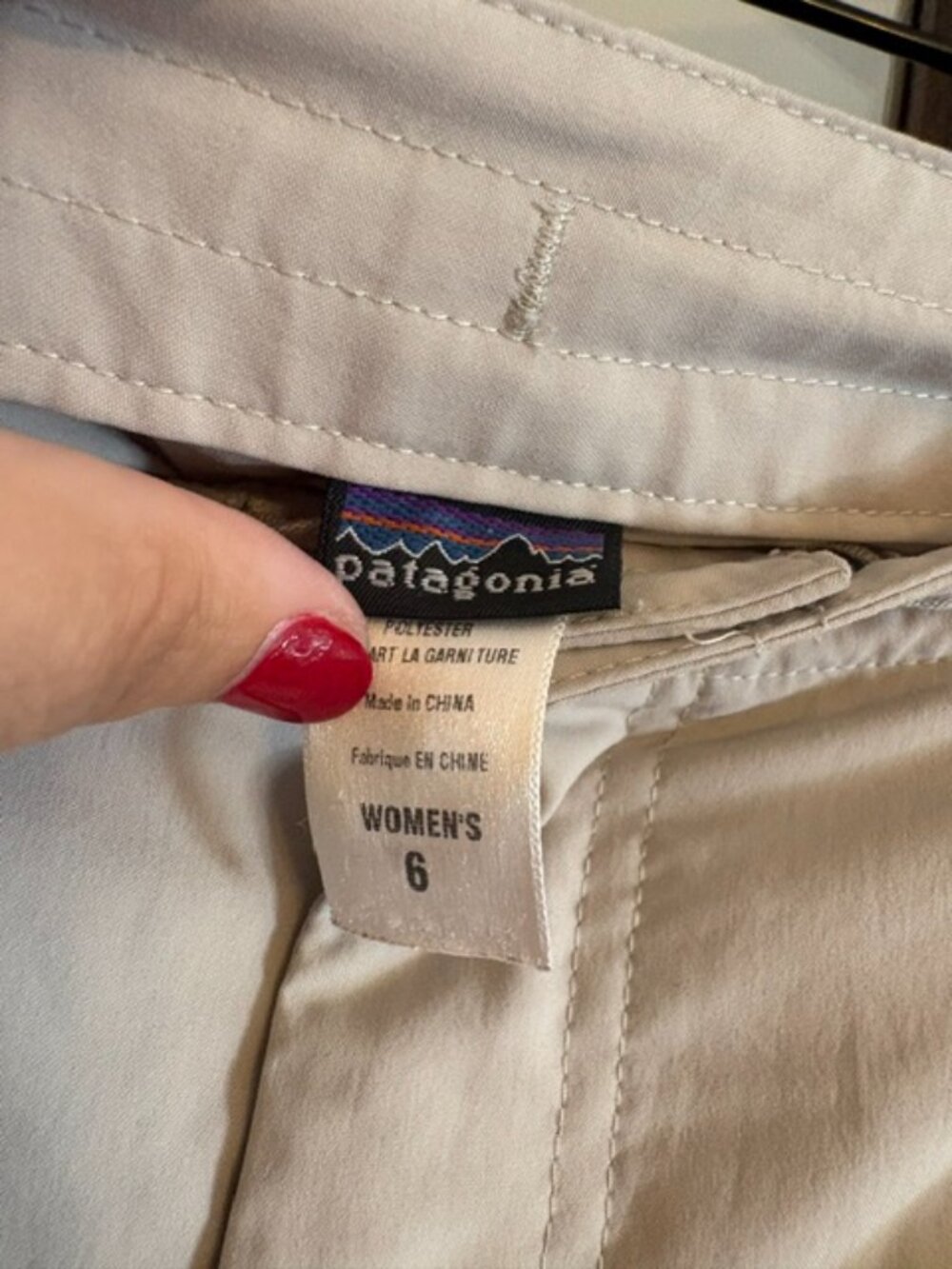 Patagonia Tan Cargo Skort, Size 6 - Picture 4 of 5